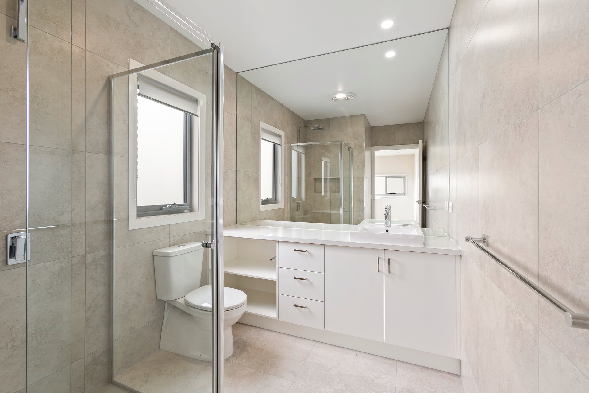 Property Gallery Thumbnail 4