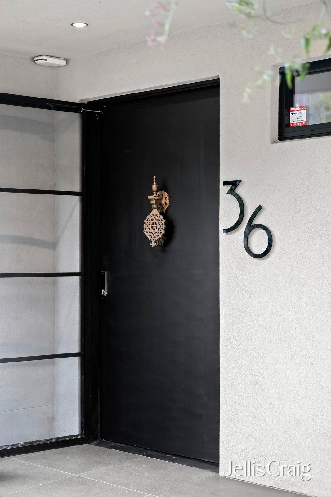 36 Marshall Terrace, Montrose image 2