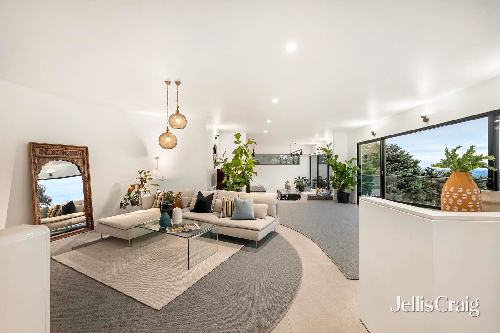 36 Marshall Terrace, Montrose image 3