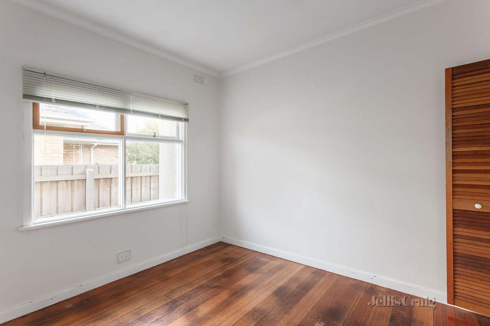 36 Mc Guinness Road, Bentleigh East image 12