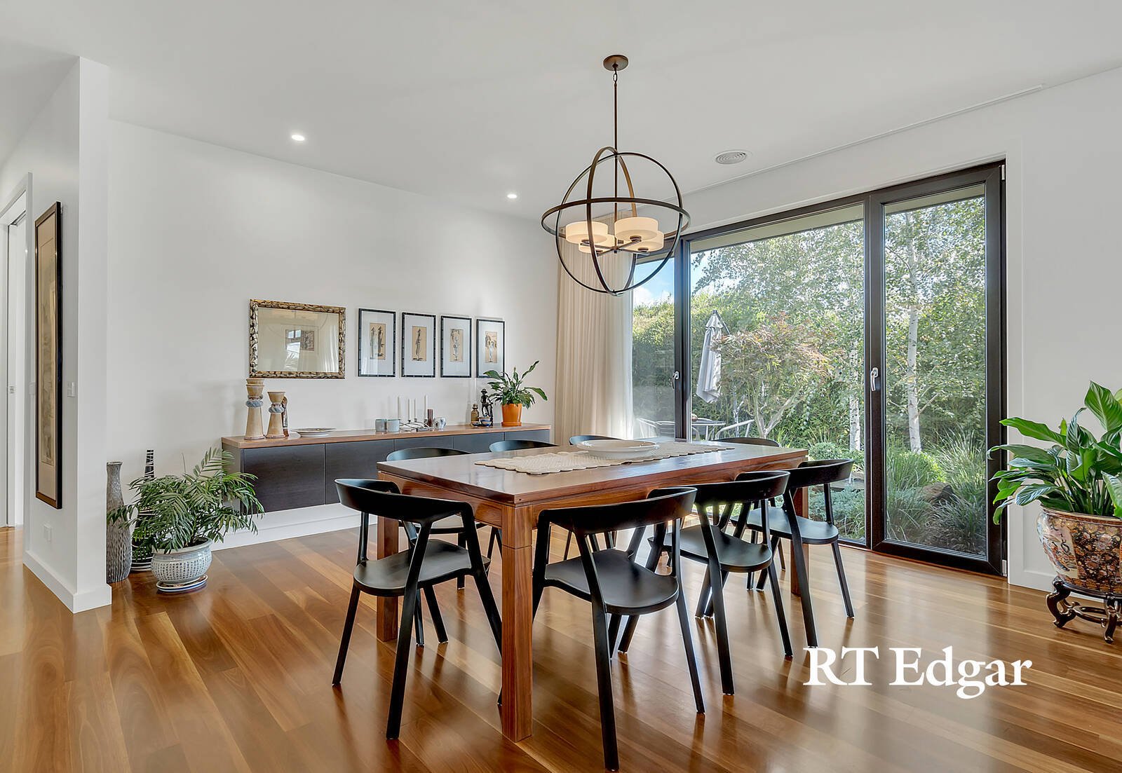 Property Gallery Thumbnail 6