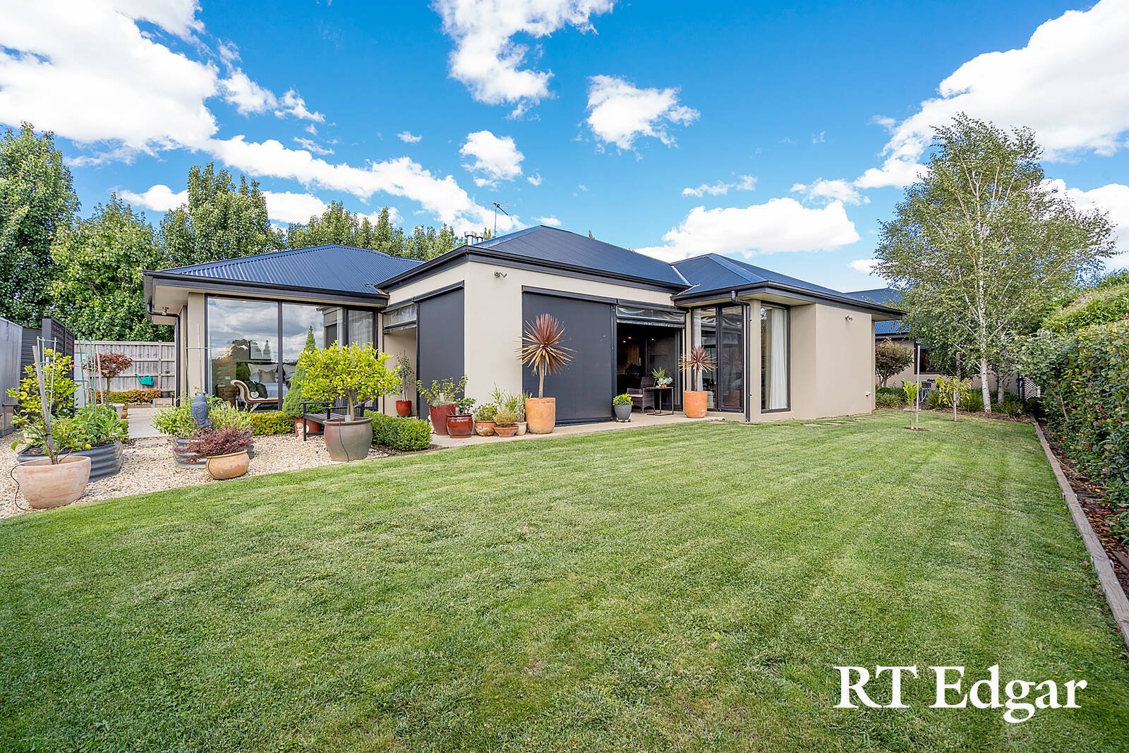 Property Gallery Thumbnail 25