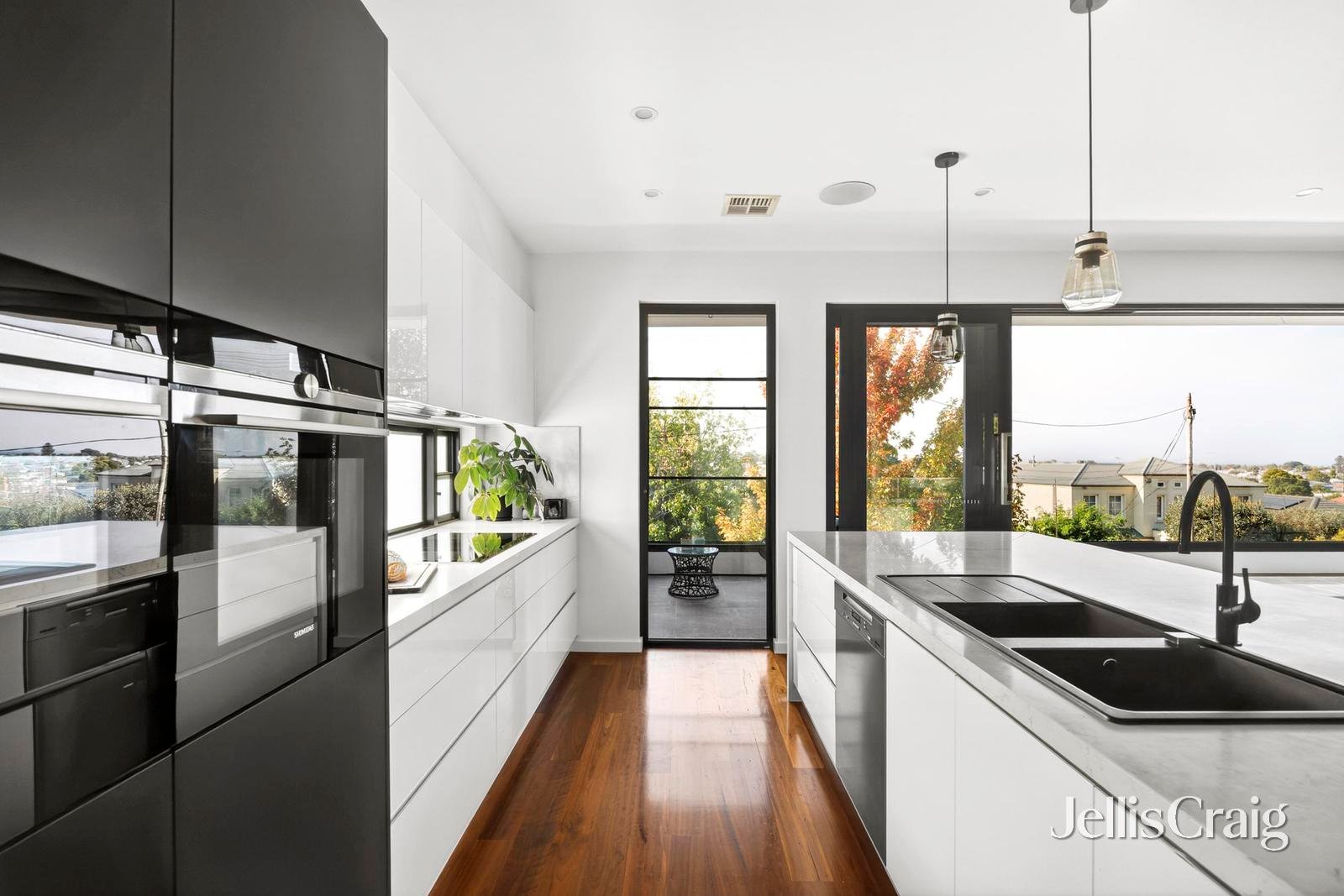 36 Nantes Street, Newtown image 15