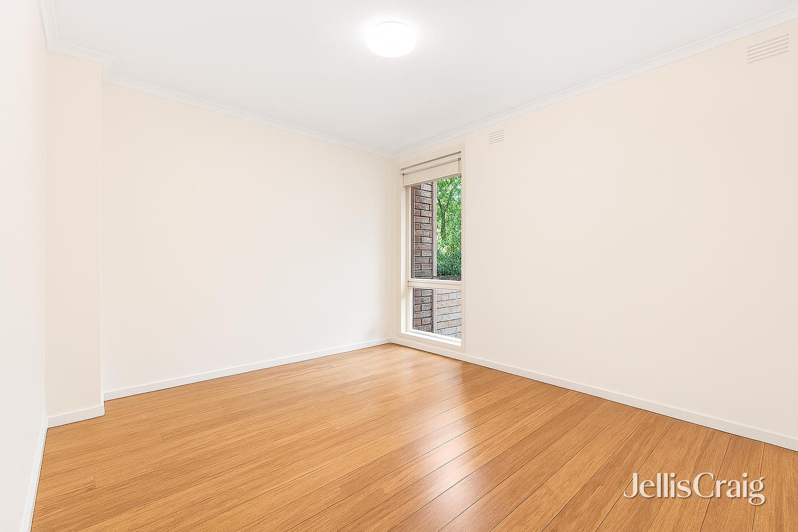 3/6 New Street, Ringwood image 5