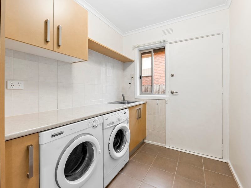 Property Gallery Thumbnail 8