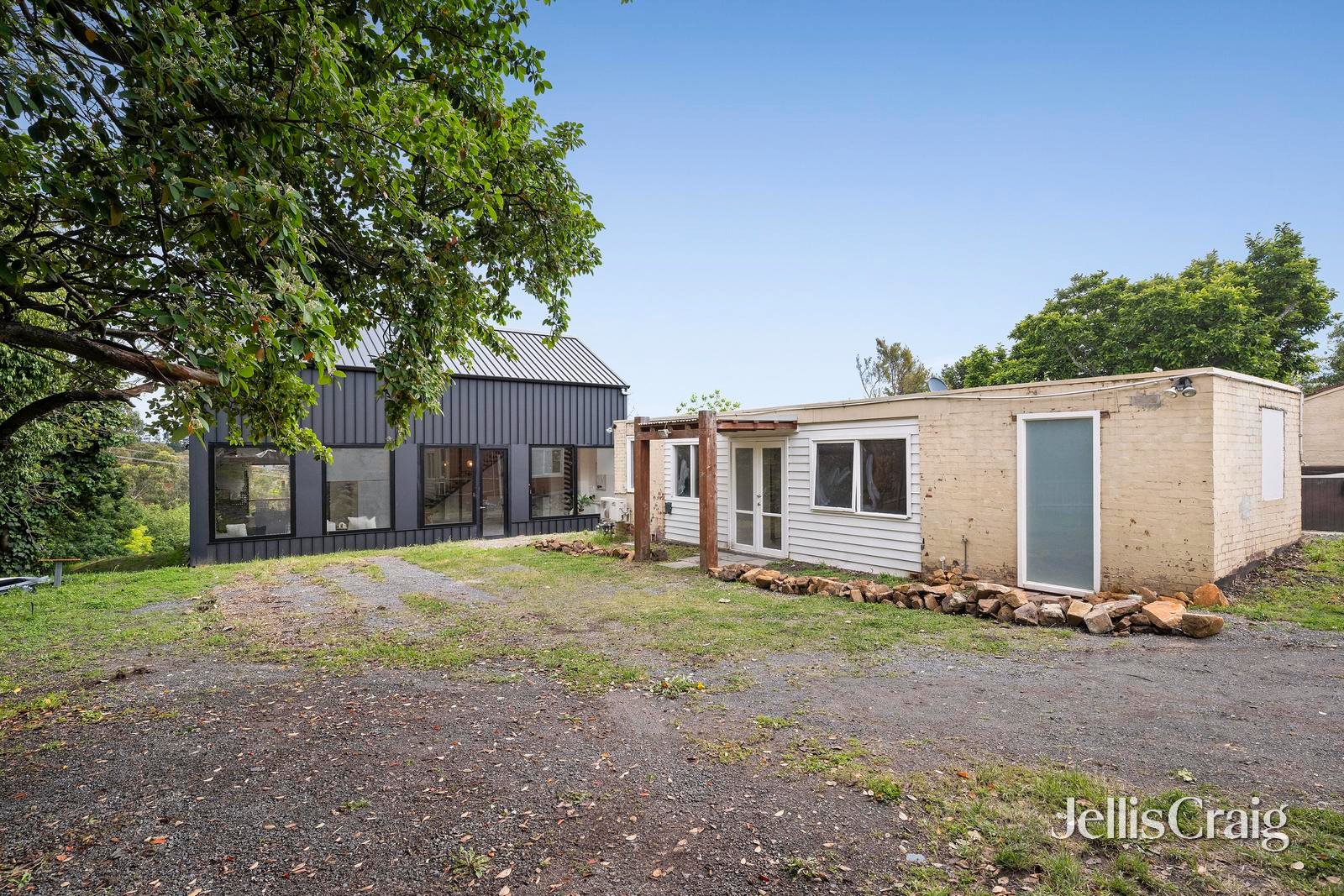 36 Pine Road, Mooroolbark image 8