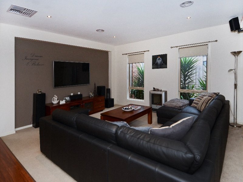 36 Pollard Drive, Leopold image 2