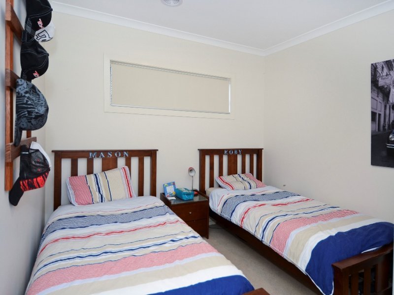 36 Pollard Drive, Leopold image 8