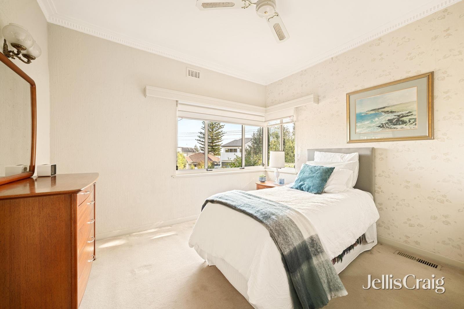 36 Rennison Street, Parkdale image 7