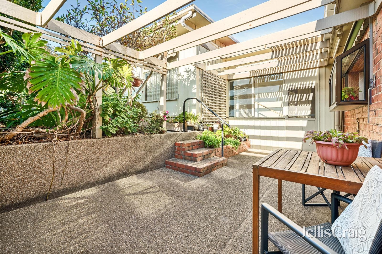 36 Rennison Street, Parkdale image 11