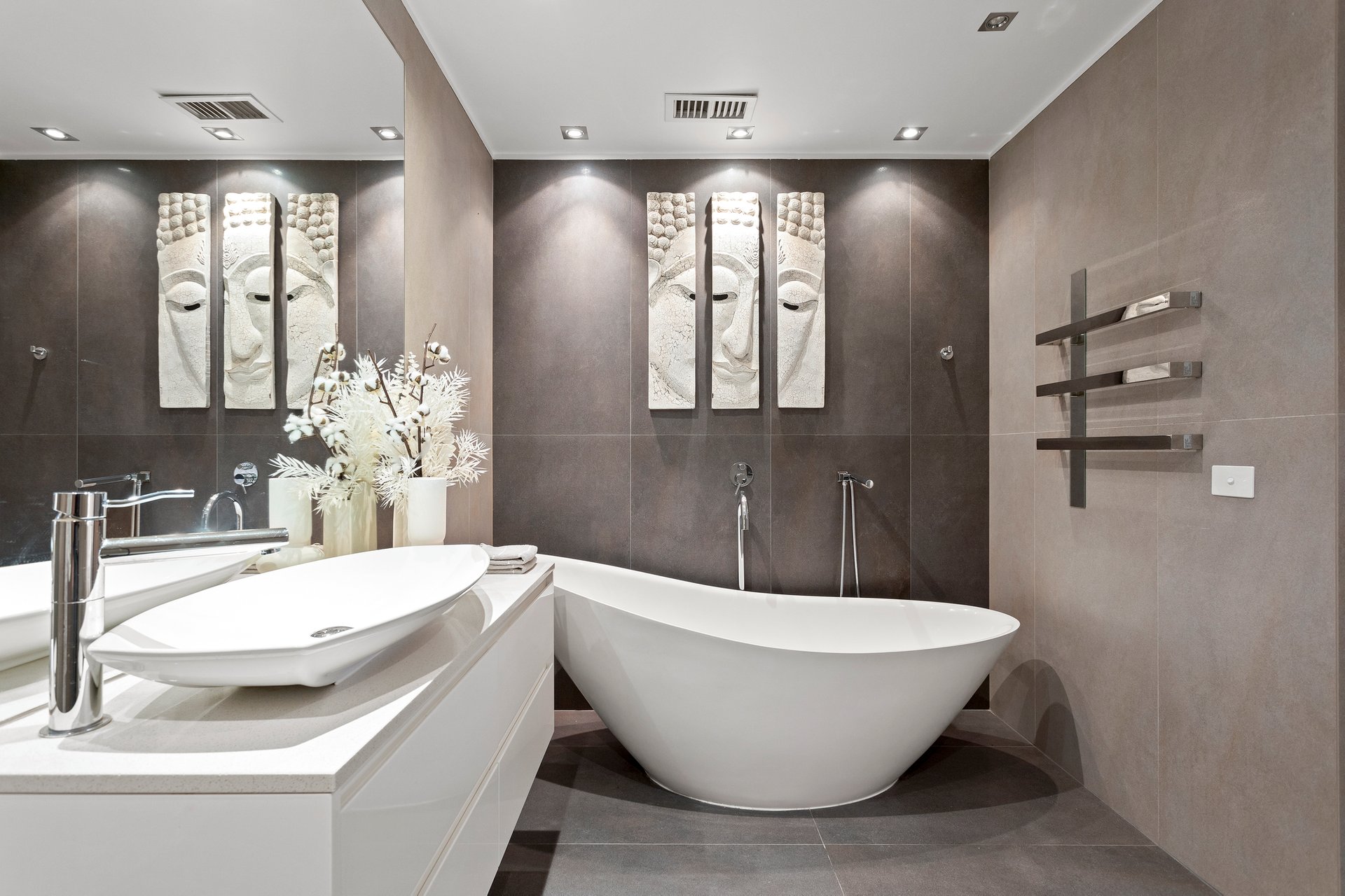 Property Gallery Thumbnail 6