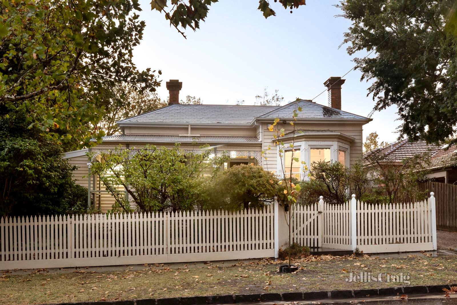 36 Suffolk Road, Surrey Hills image 1