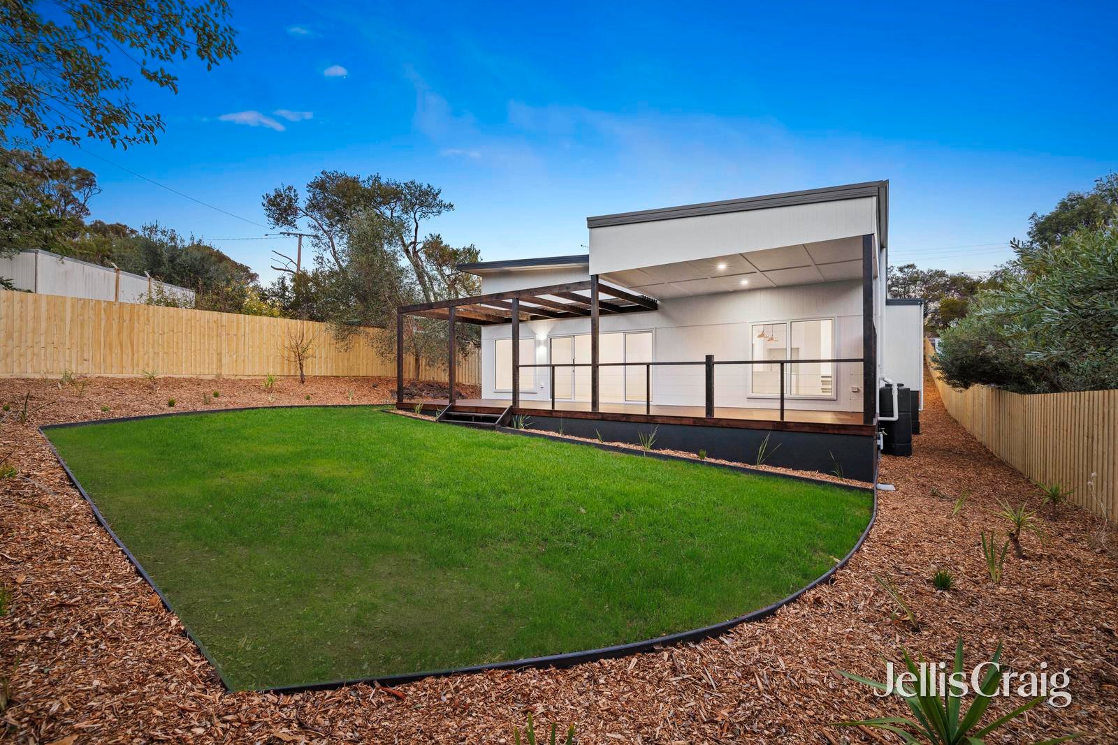 36 Sussex Road, Rye image 22