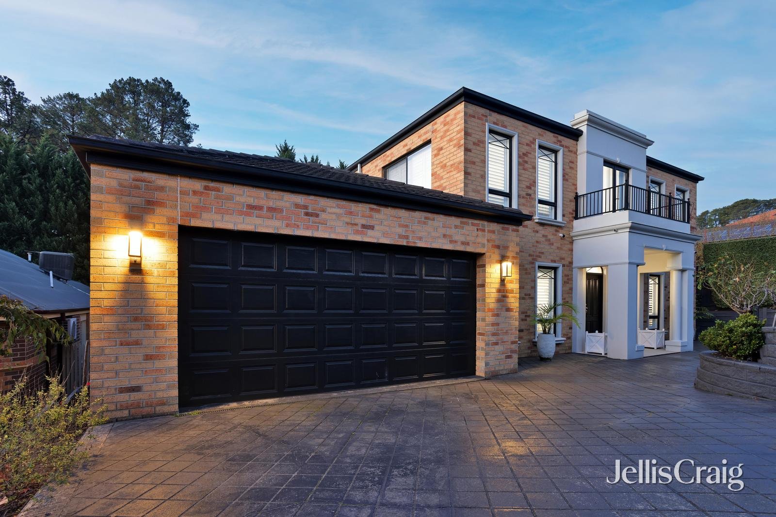 36 Tandarra Drive, Ringwood image 2