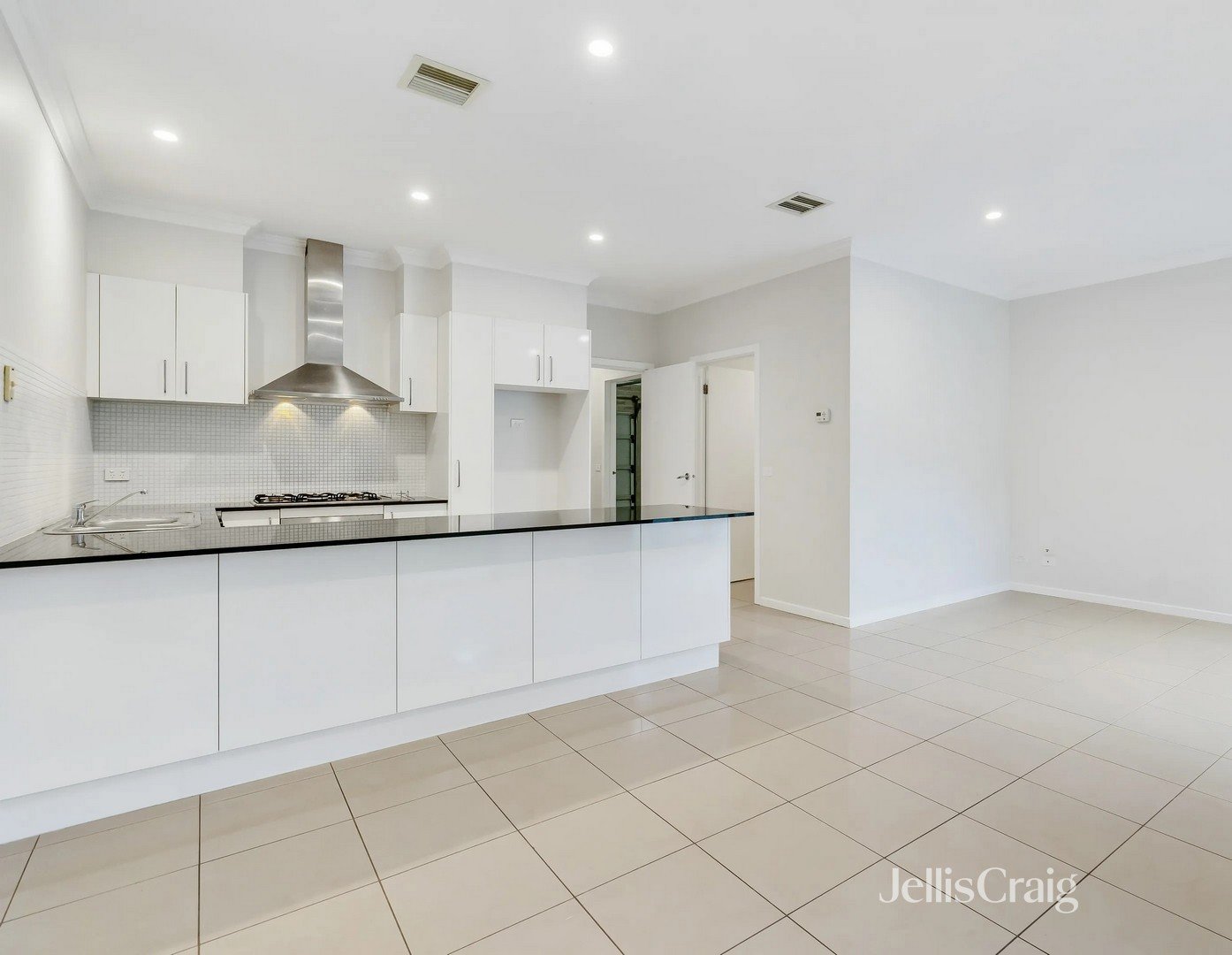 36 Tanderum Drive, Coburg image 5