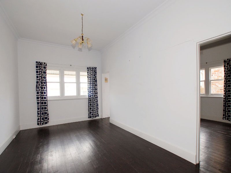 36 Tarrengower Street YARRAVILLE