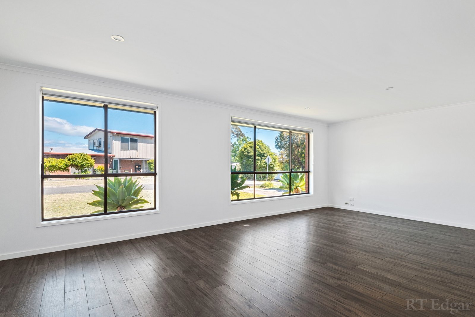 Property Gallery Thumbnail 2