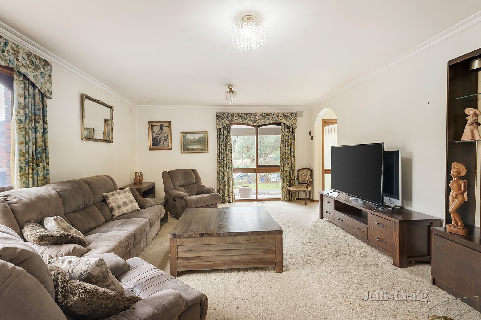 36 Taunton Street, Doncaster East image 5