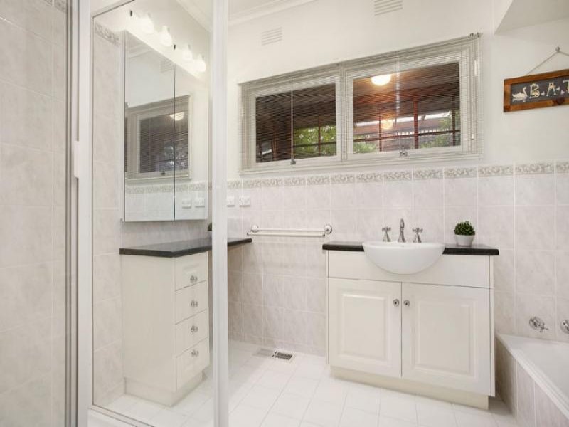 36 Taurus Street, Balwyn North image 7