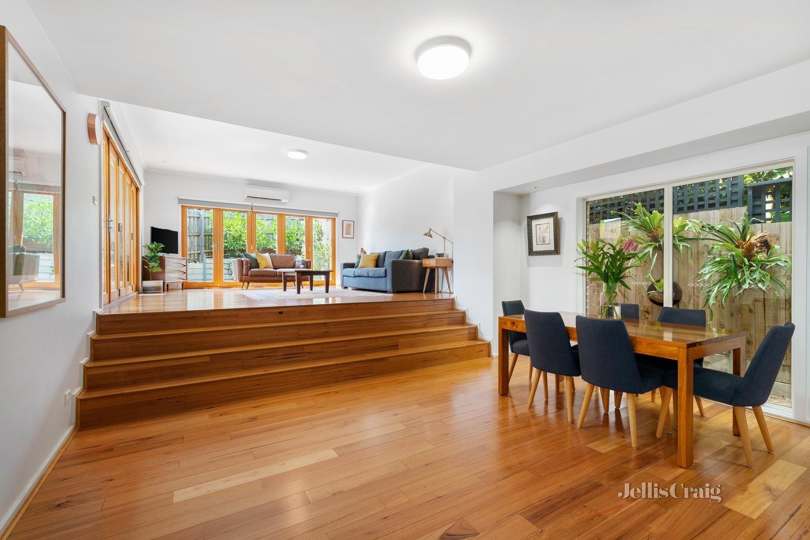 36 The Crest, Bulleen image 5