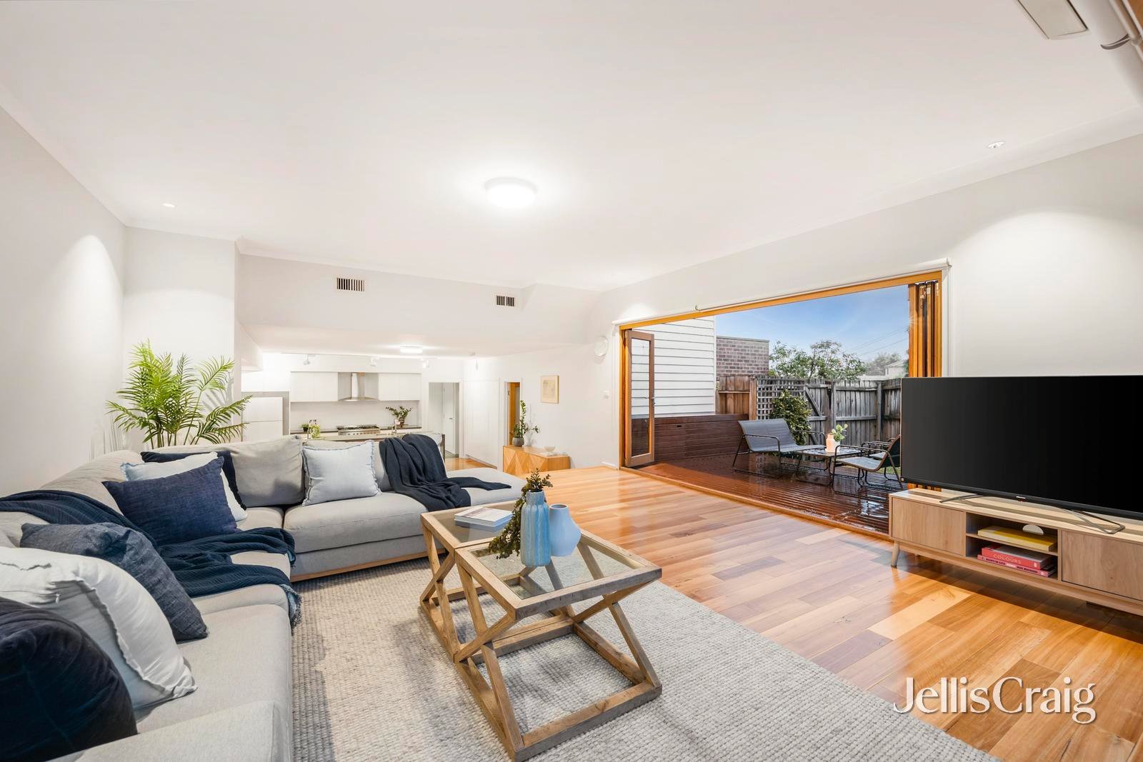 36 The Crest, Bulleen image 6