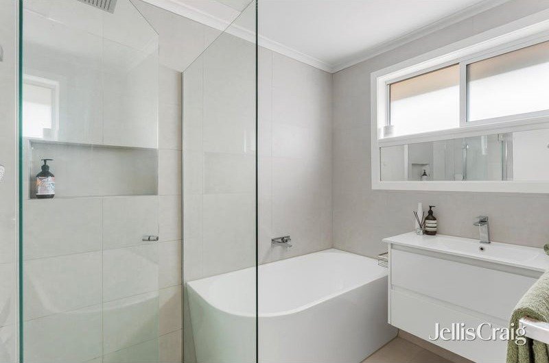 3/6 Thistle Grove, Highett image 9
