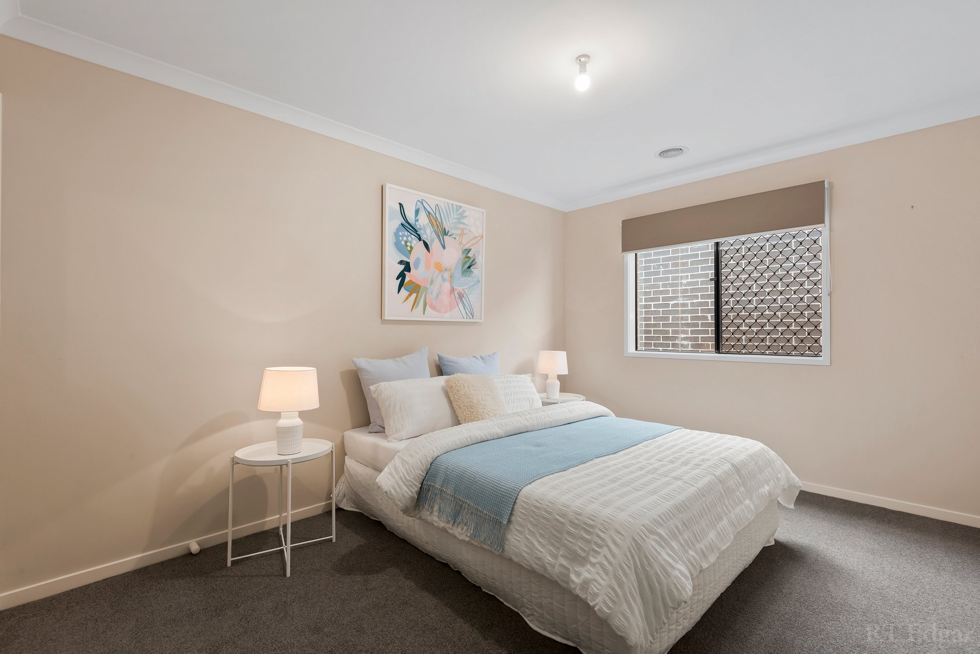 Property Gallery Thumbnail 13
