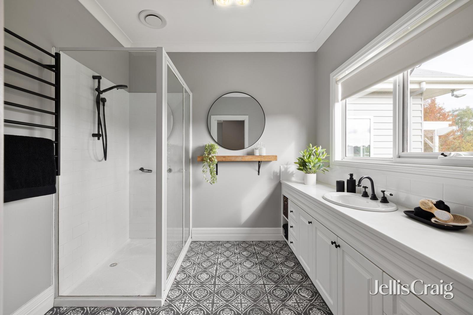 36 Walkers Road, Woodend image 18