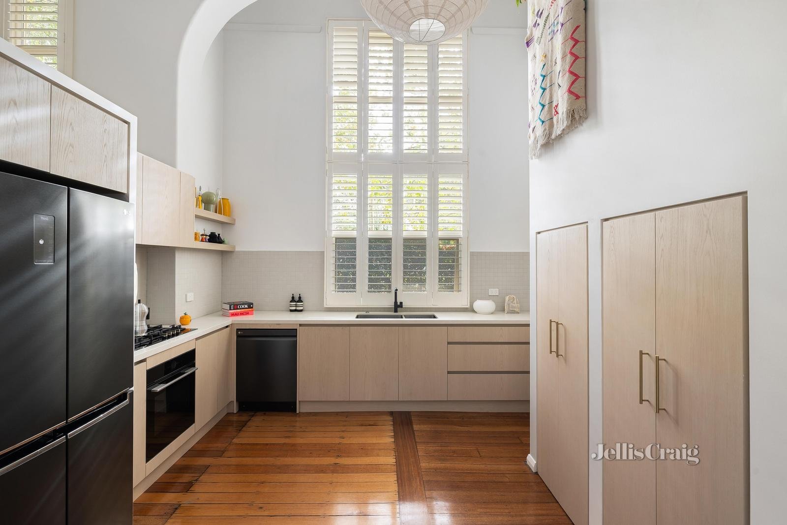 3/6 Webb Lane, East Melbourne image 3