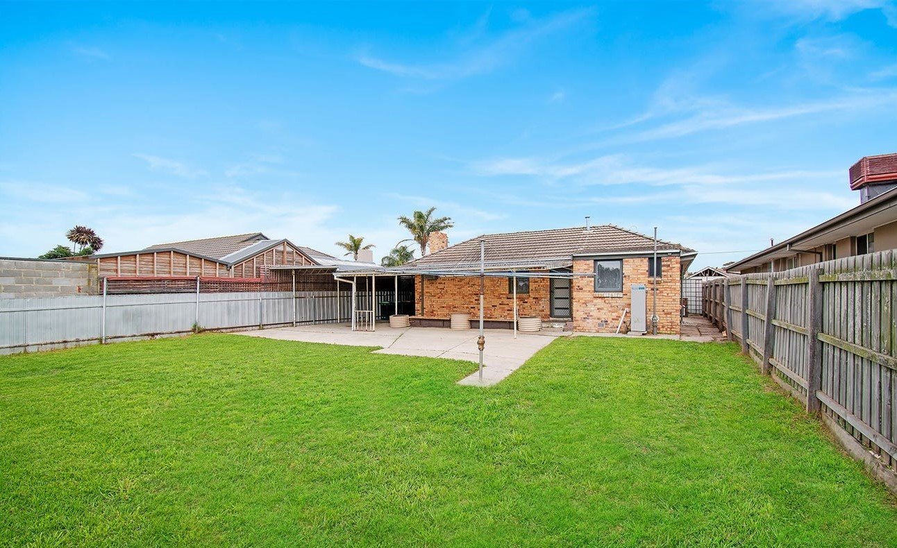 36 Wonganella Drive, Keilor East image 9