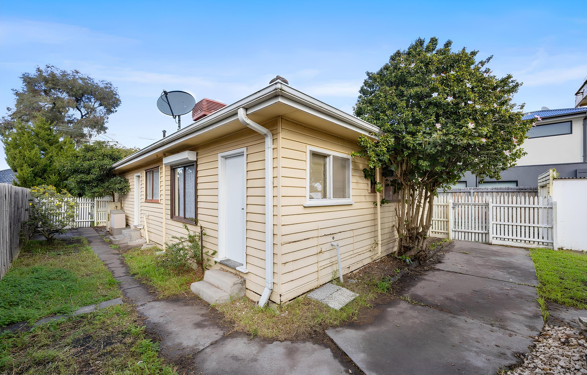 36 Wunnamurra Drive, Keilor East image 8