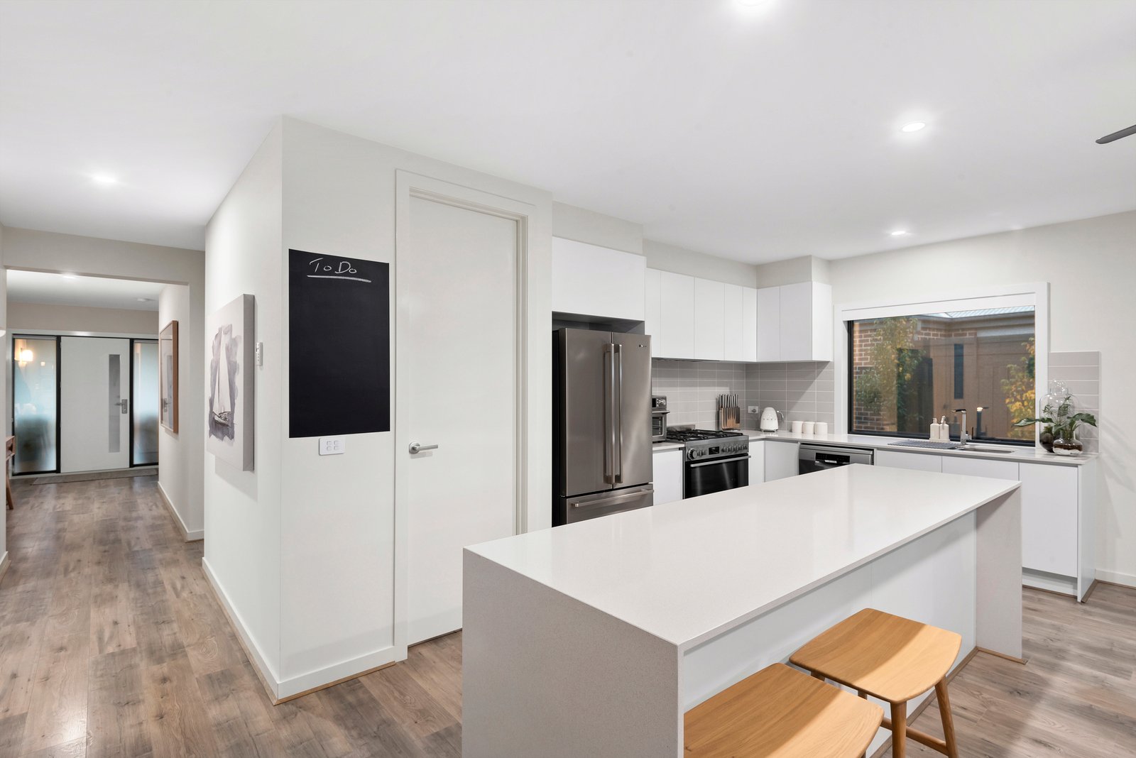Property Gallery Thumbnail 17