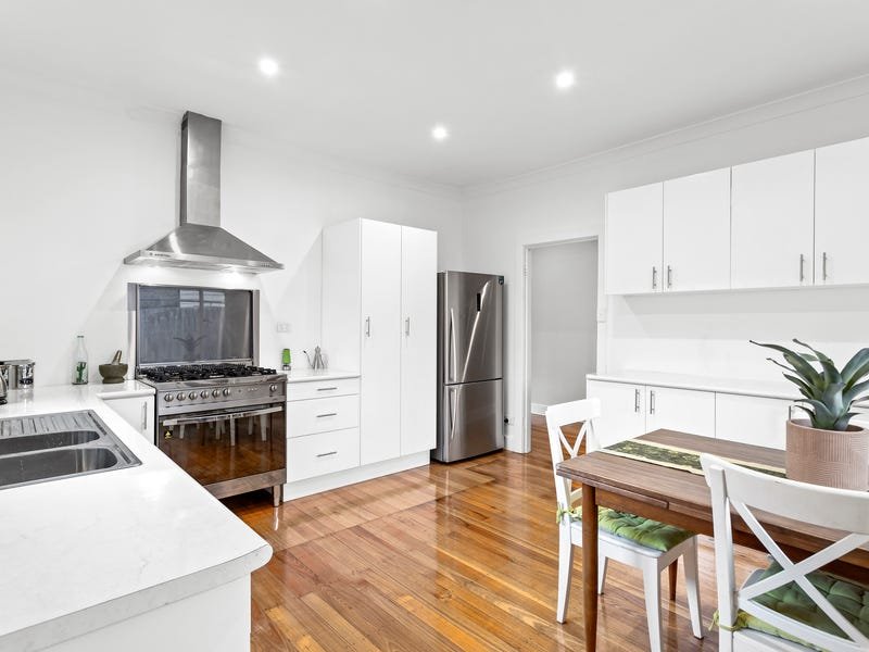 Property Gallery Thumbnail 4