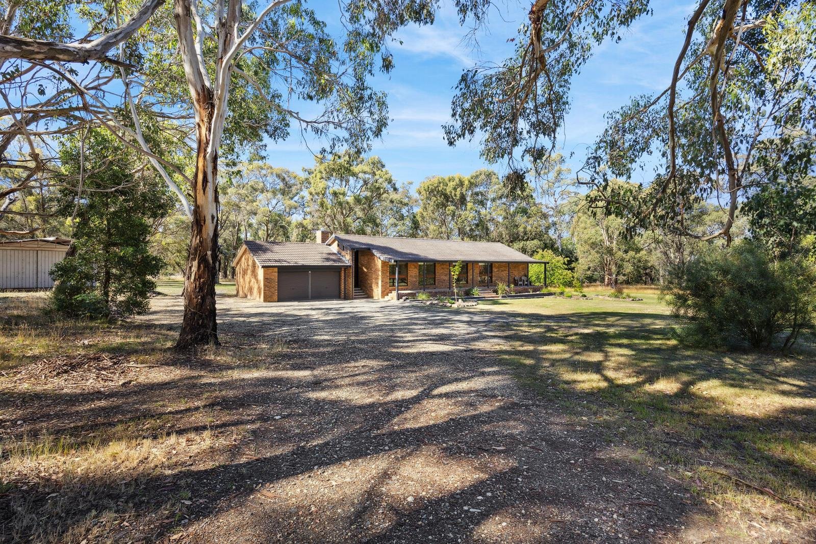 360 Sawmill Road, Springmount image 21