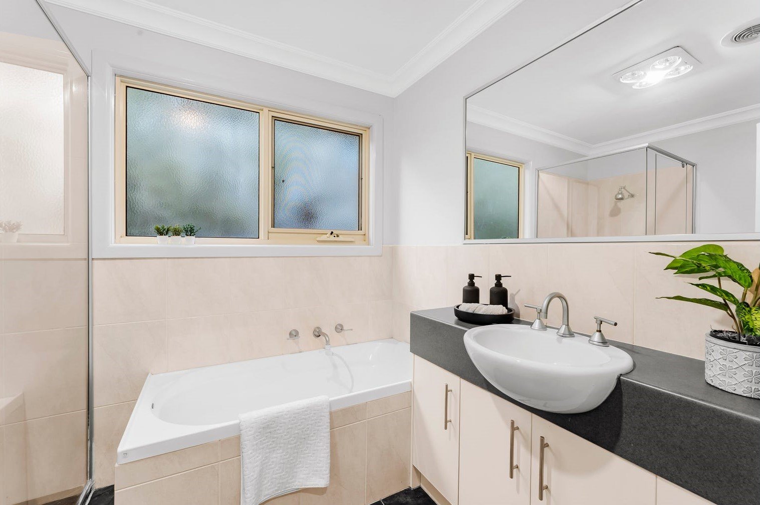 3/61 Franklin Road, Doncaster East image 6