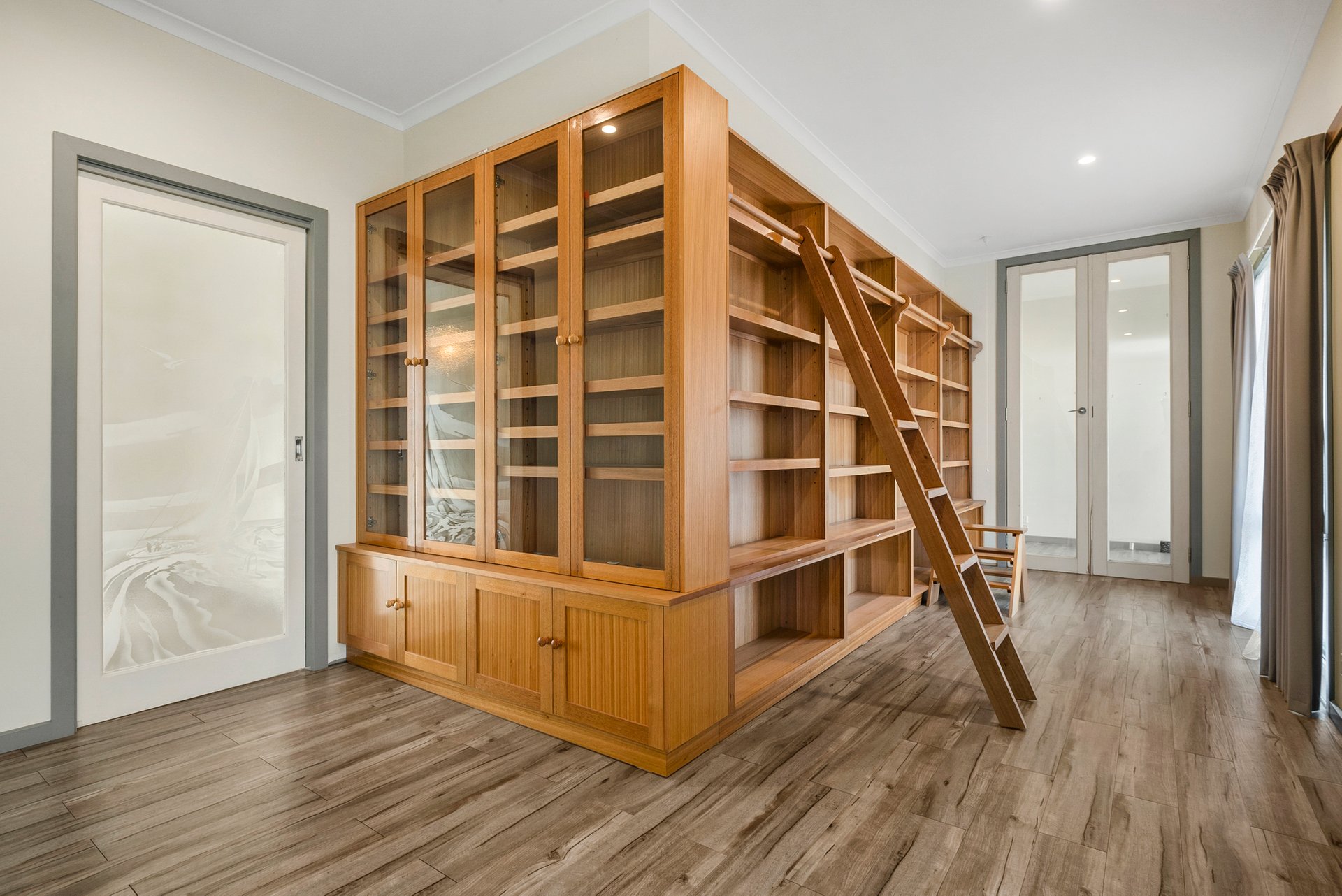 Property Gallery Thumbnail 7