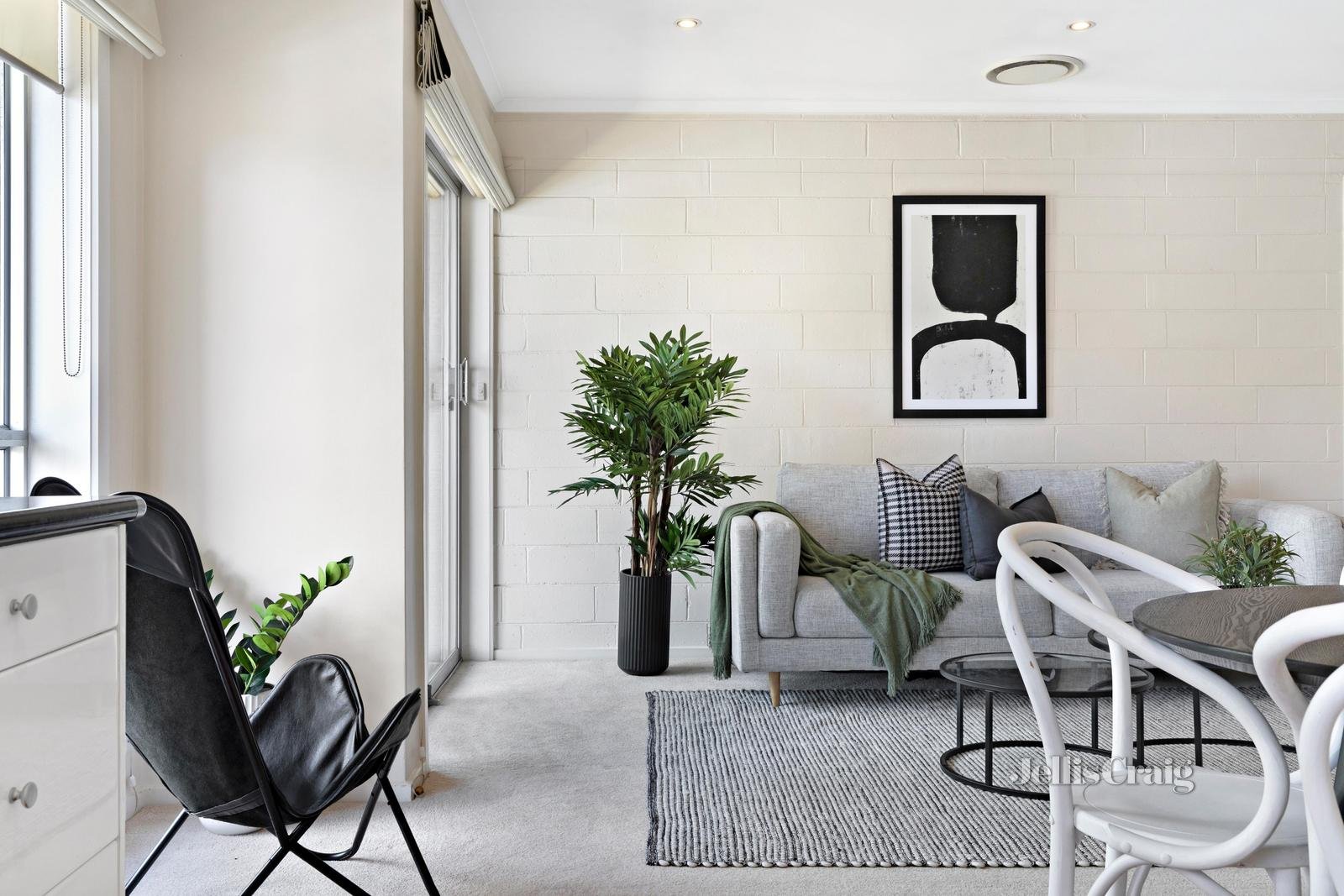 3/61 Primrose Street, Essendon image 2