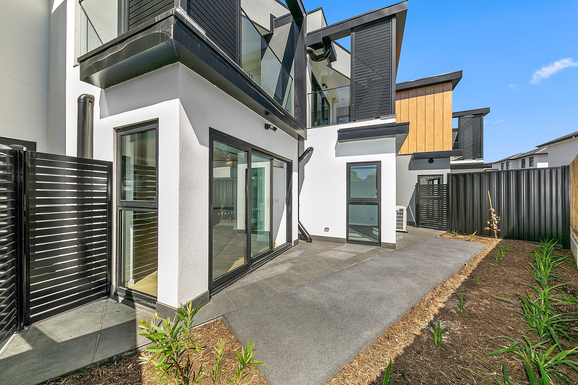 3,6/2 Howard Court, Clayton image 3