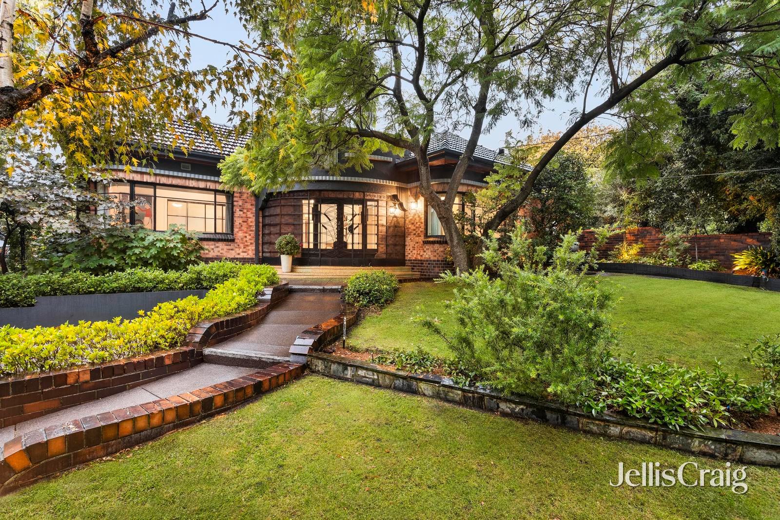 363 Dandenong Road, Armadale image 15