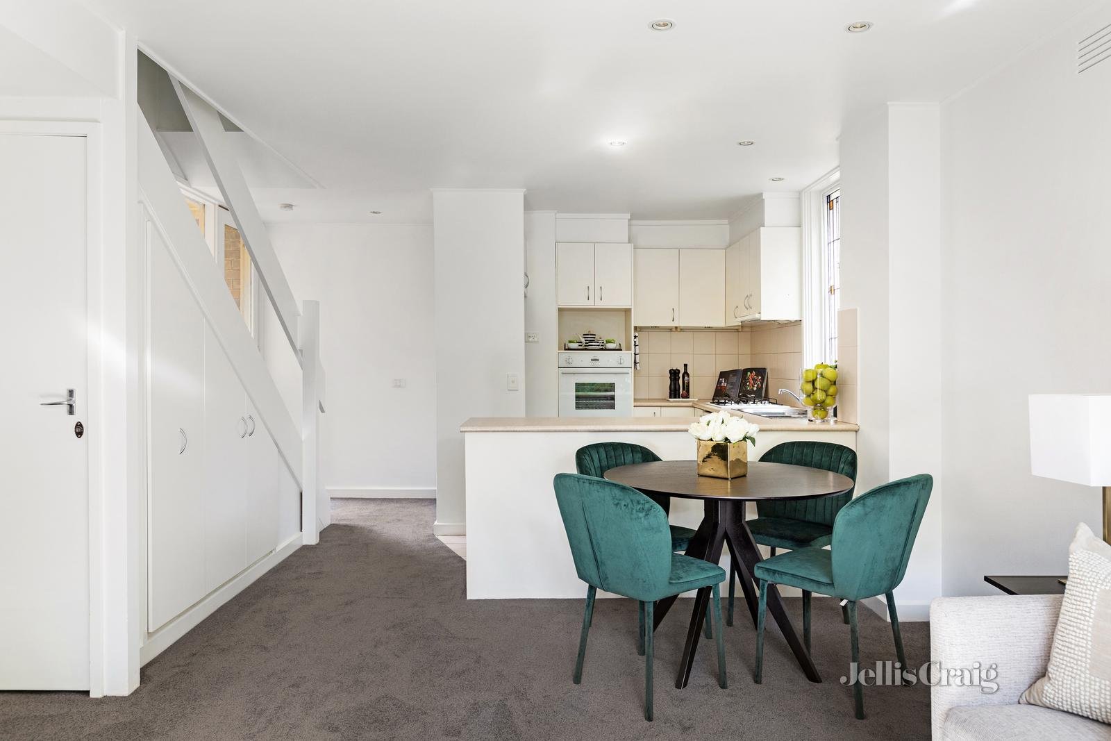 3/63 Denham Street, Hawthorn image 3