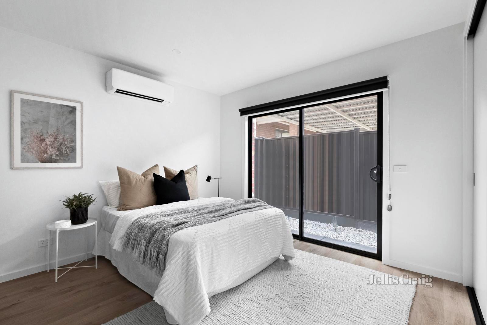 3/63 King Street, Airport West image 6