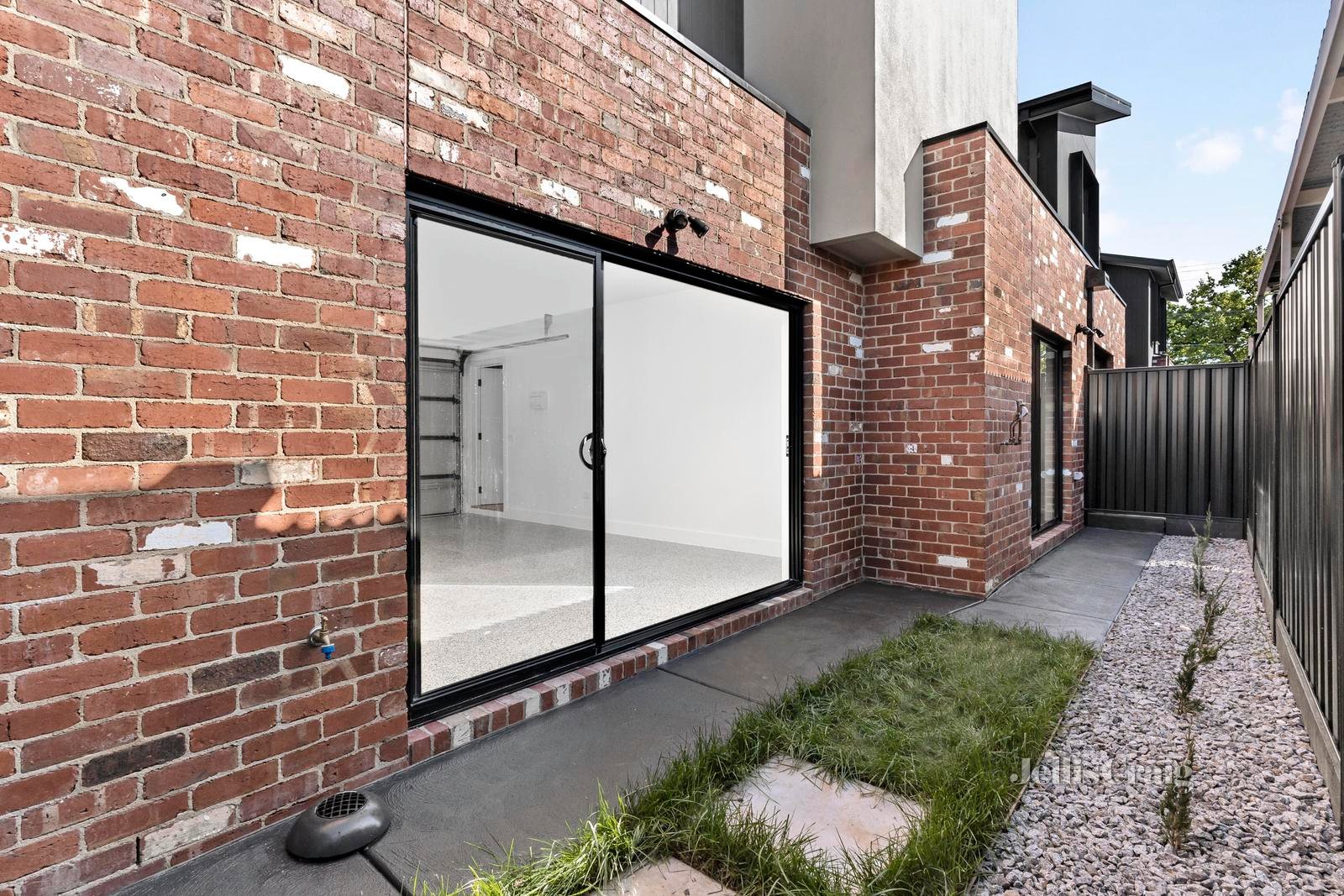 3/63 King Street, Airport West image 10