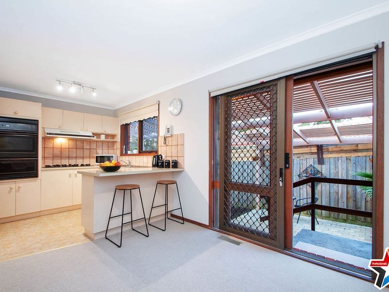 3/63 Surrey Road East, Croydon image 5
