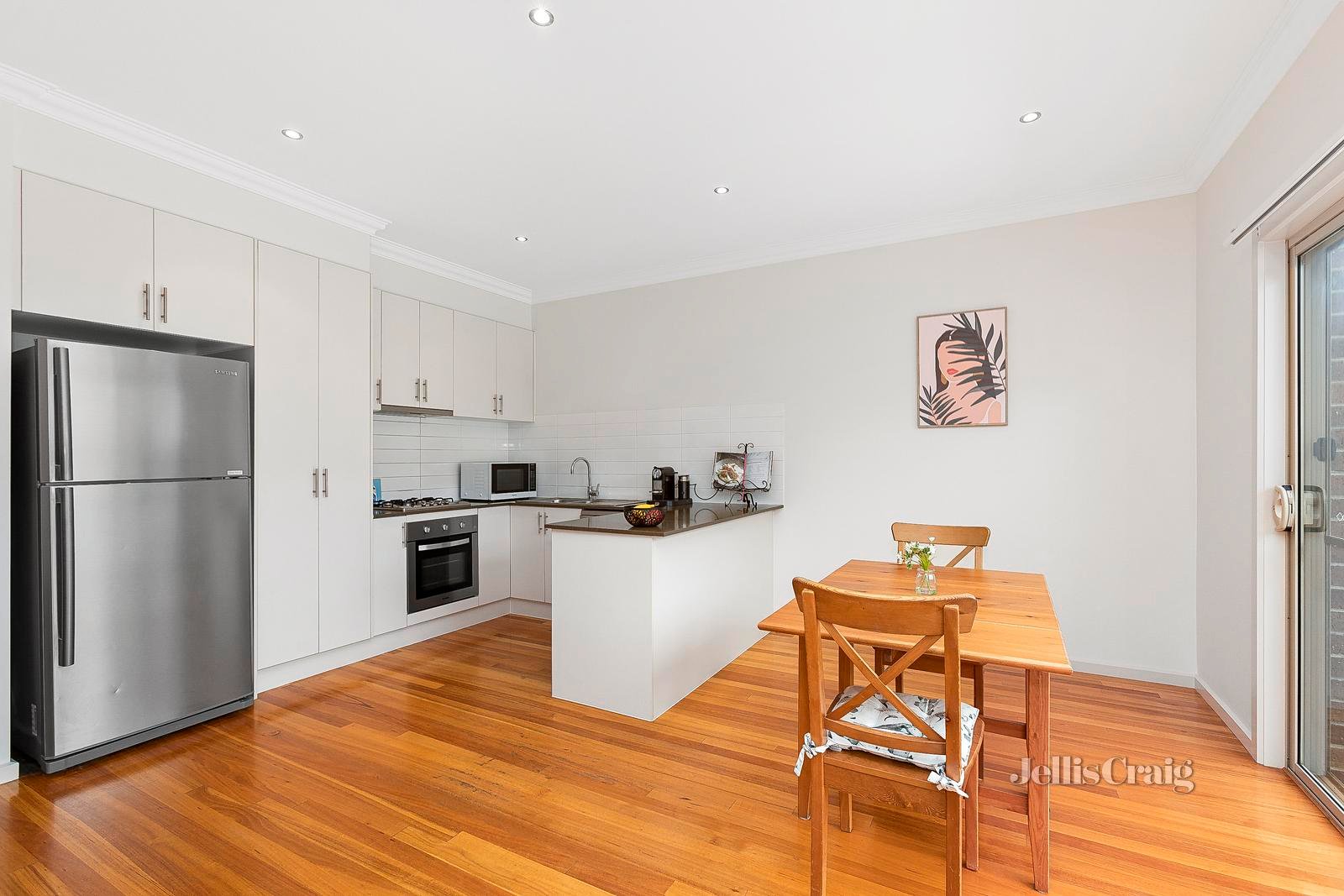 3/64 Cornwall Road, Pascoe Vale image 4