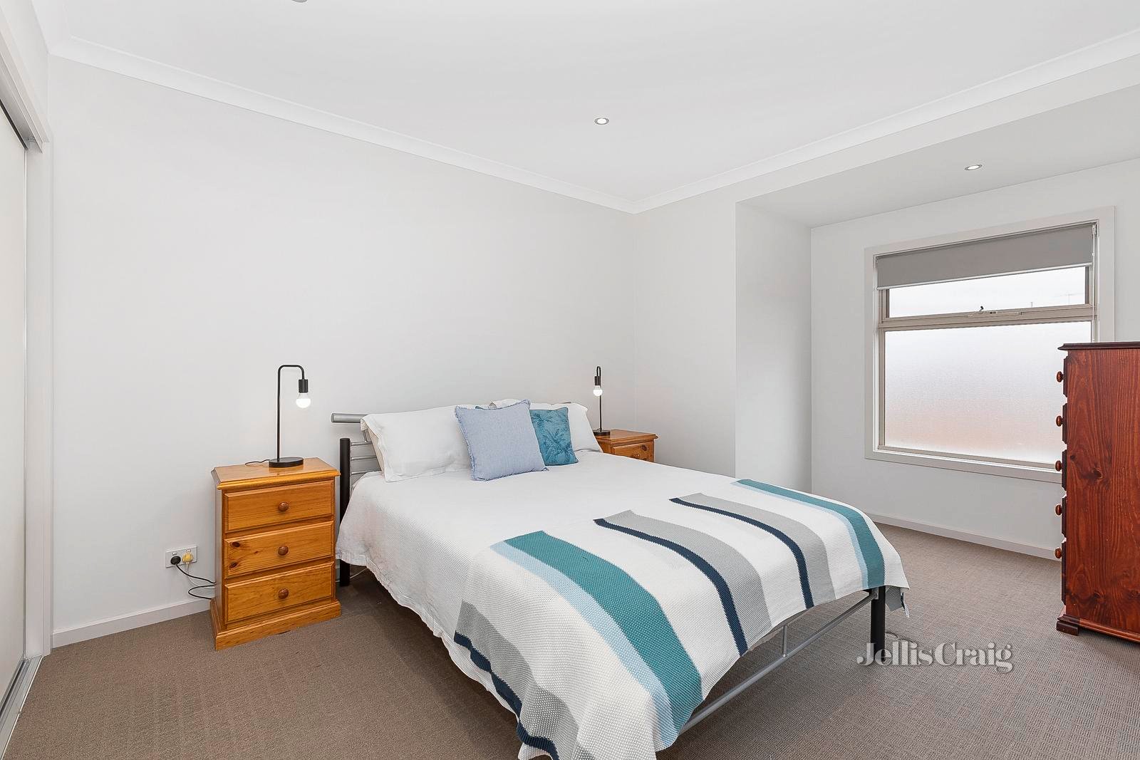 3/64 Cornwall Road, Pascoe Vale image 5