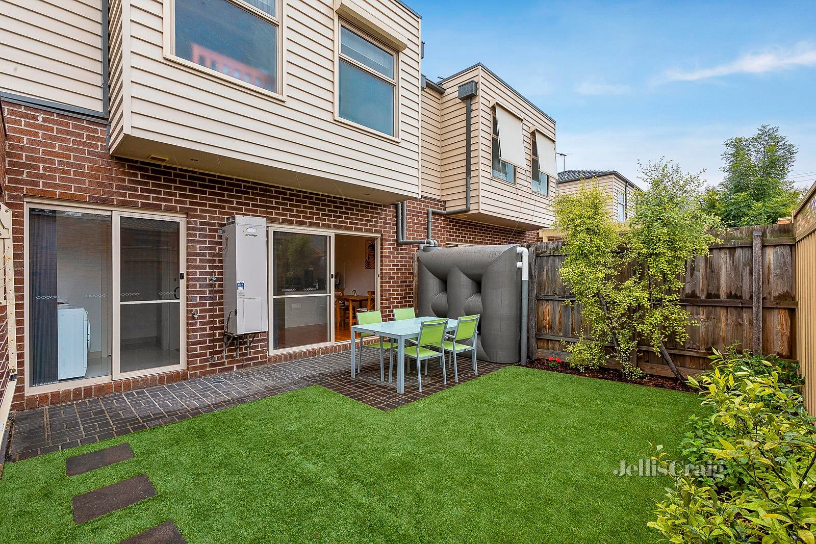 3/64 Cornwall Road, Pascoe Vale image 7