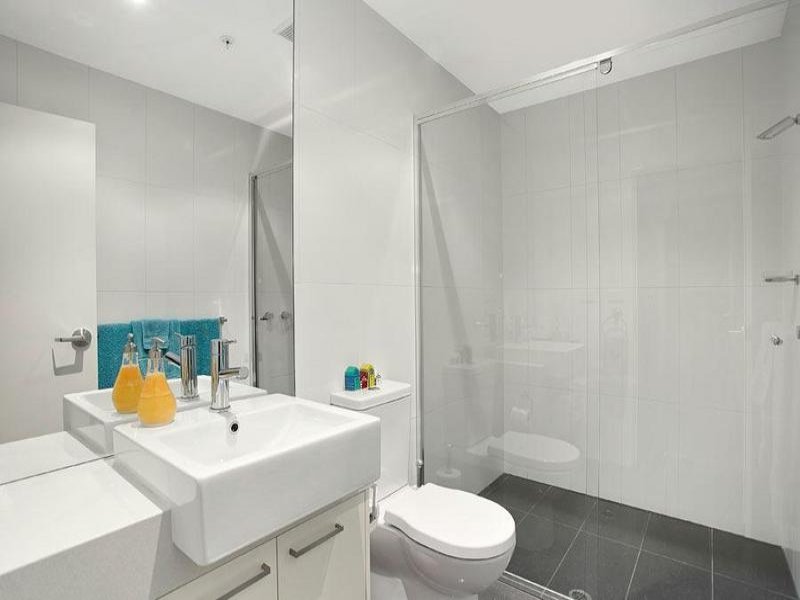 3/64 Riversdale Road, Hawthorn image 6