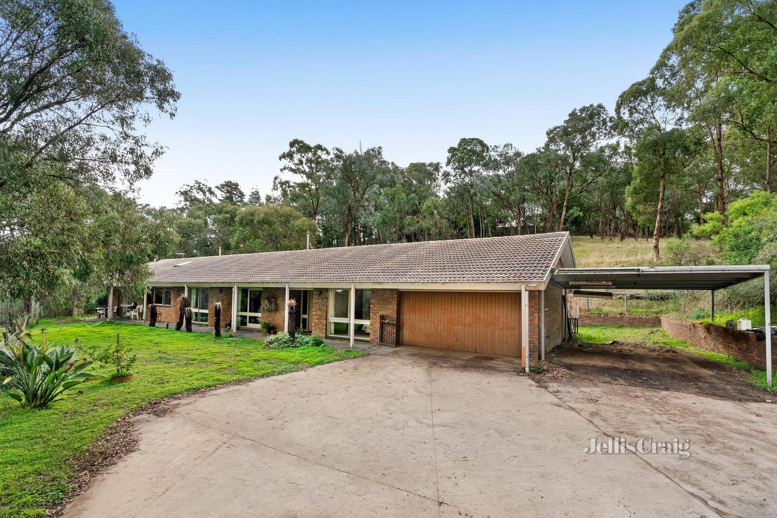 365 Kangaroo Ground Warrandyte Road, Kangaroo Ground image 1