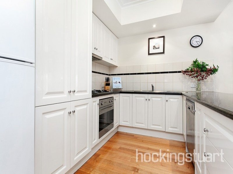 3/65 Winfield Road, Balwyn North image 3