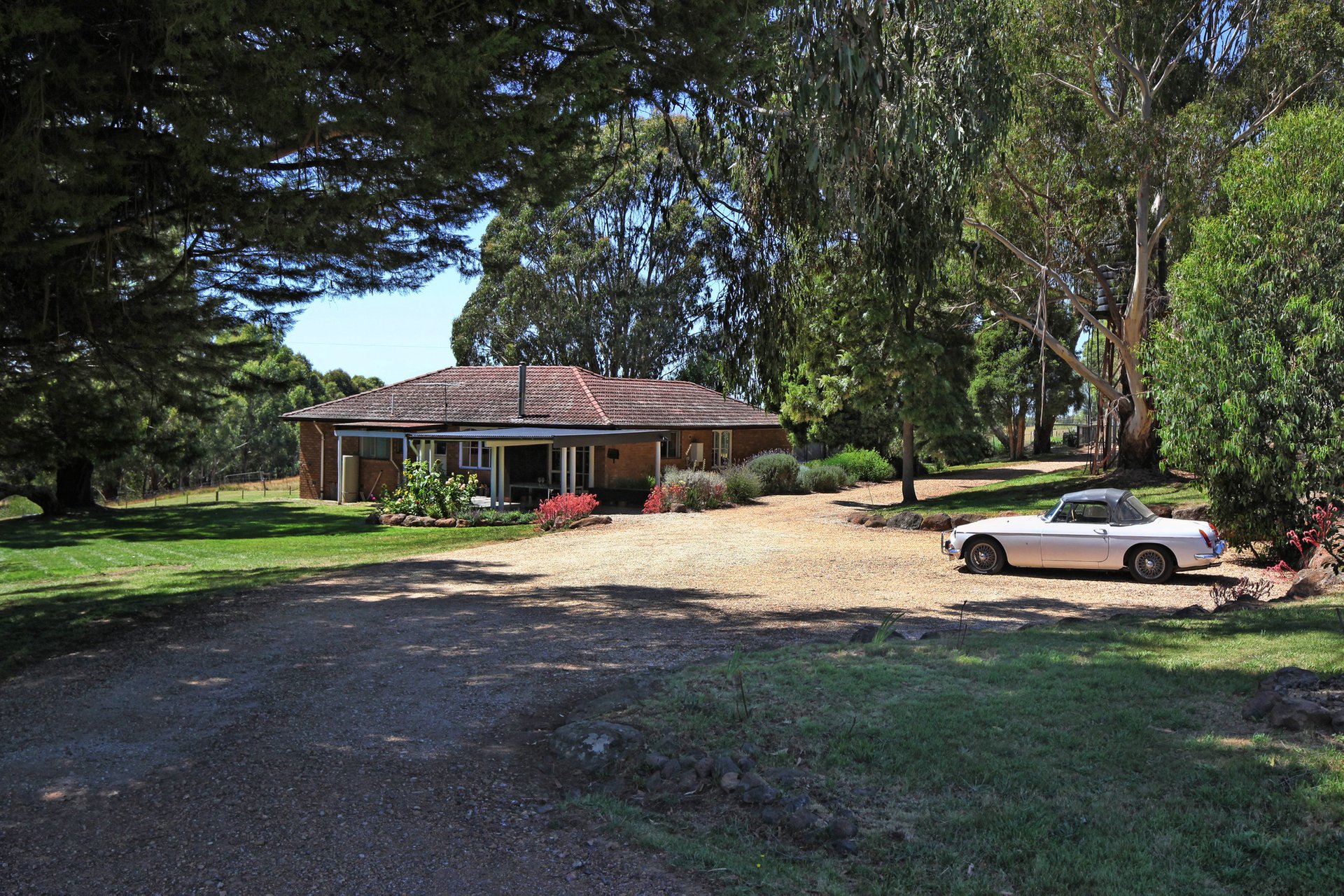 Property Gallery - Main Image